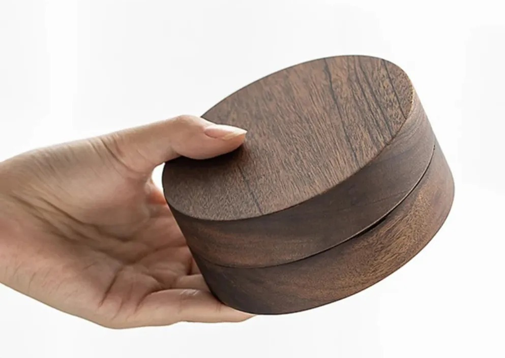 Gaira® Popelník Walnut 8343, Barva zlatá