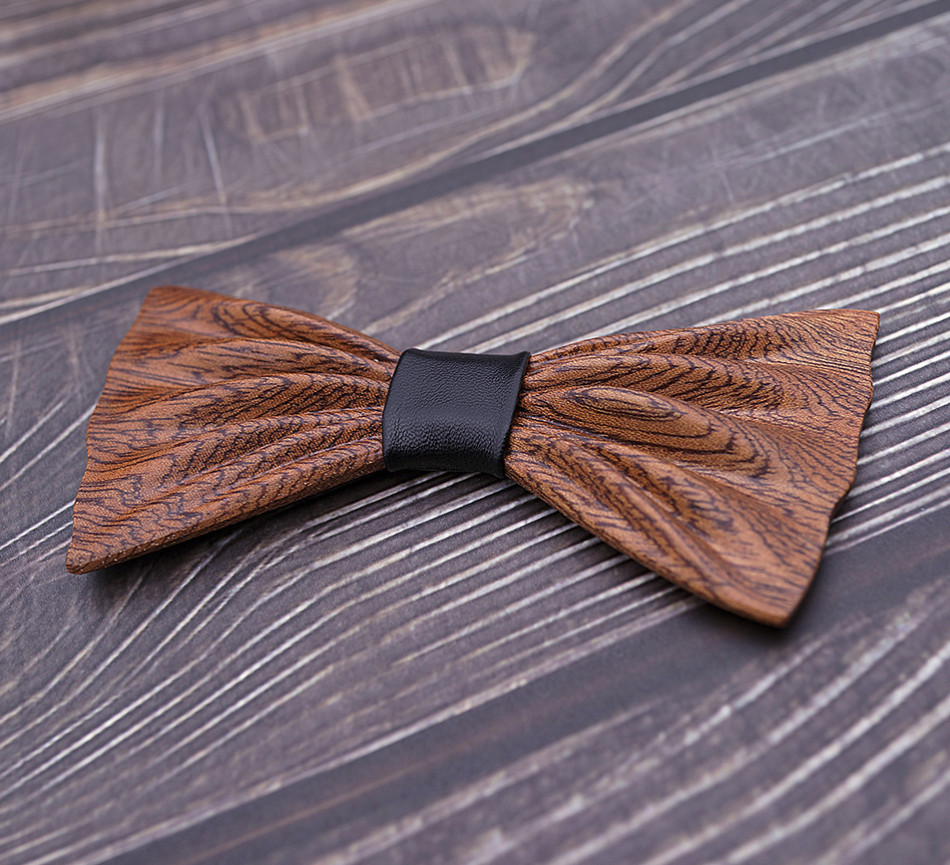 Gaira® Dřevěný motýlek s manžetovými knoflíčky 709040