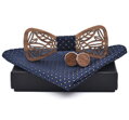 Dřevěný motýlek s kapesníčkem a manžetovými knoflíčky 709079