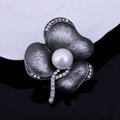 Brož Květ s perlou 3866