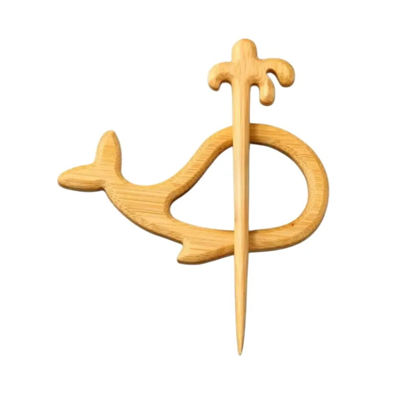 Dřevěná brož Velryba 3924